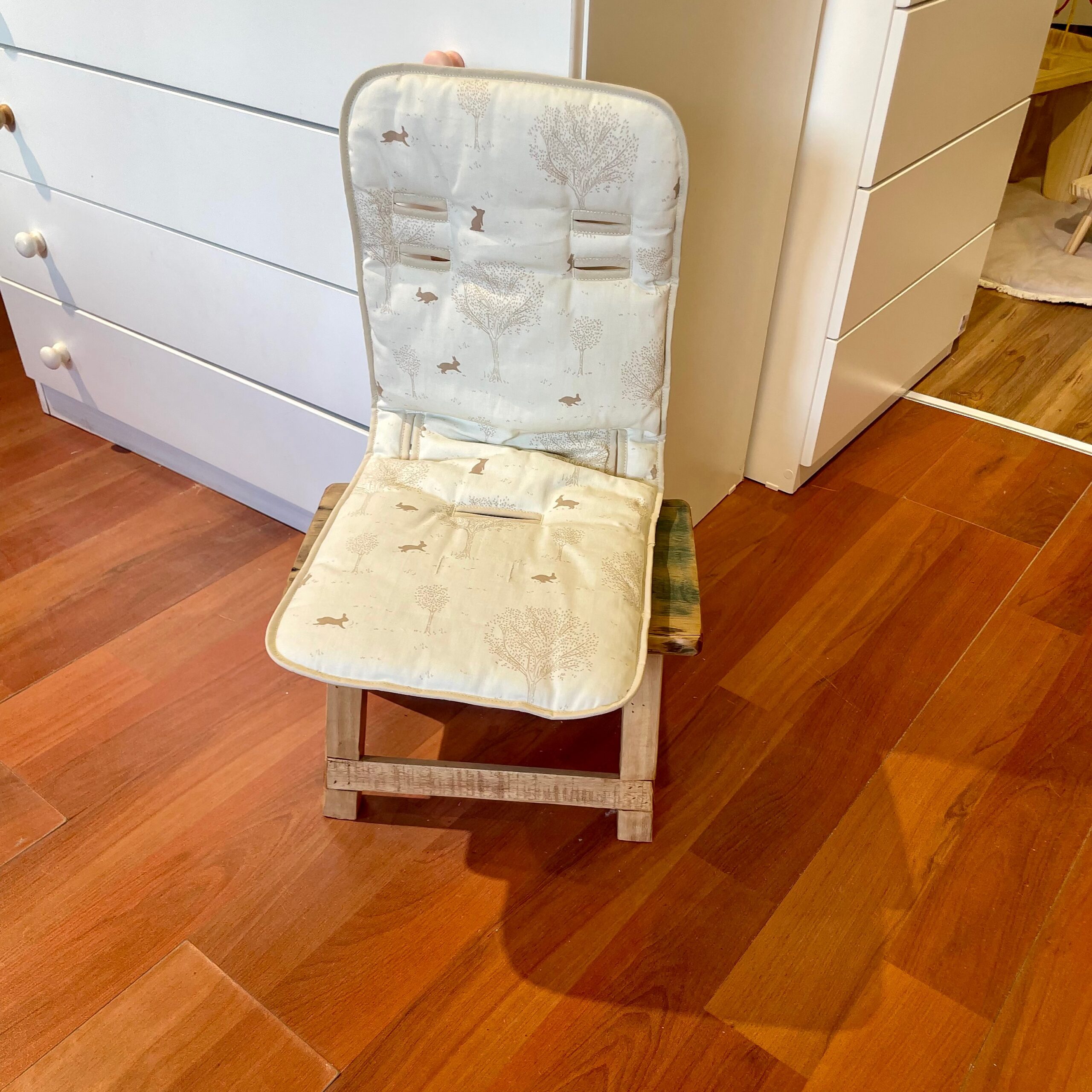 Colchoncito Coche o Butaca- Conejitos avellana- Reversible